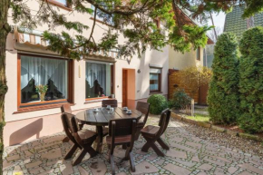 Holiday House 